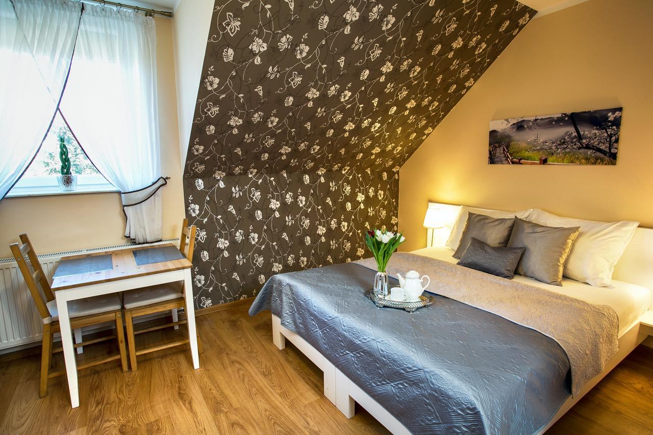 Villa Agro Nad Stawem à Żukowo Extérieur photo