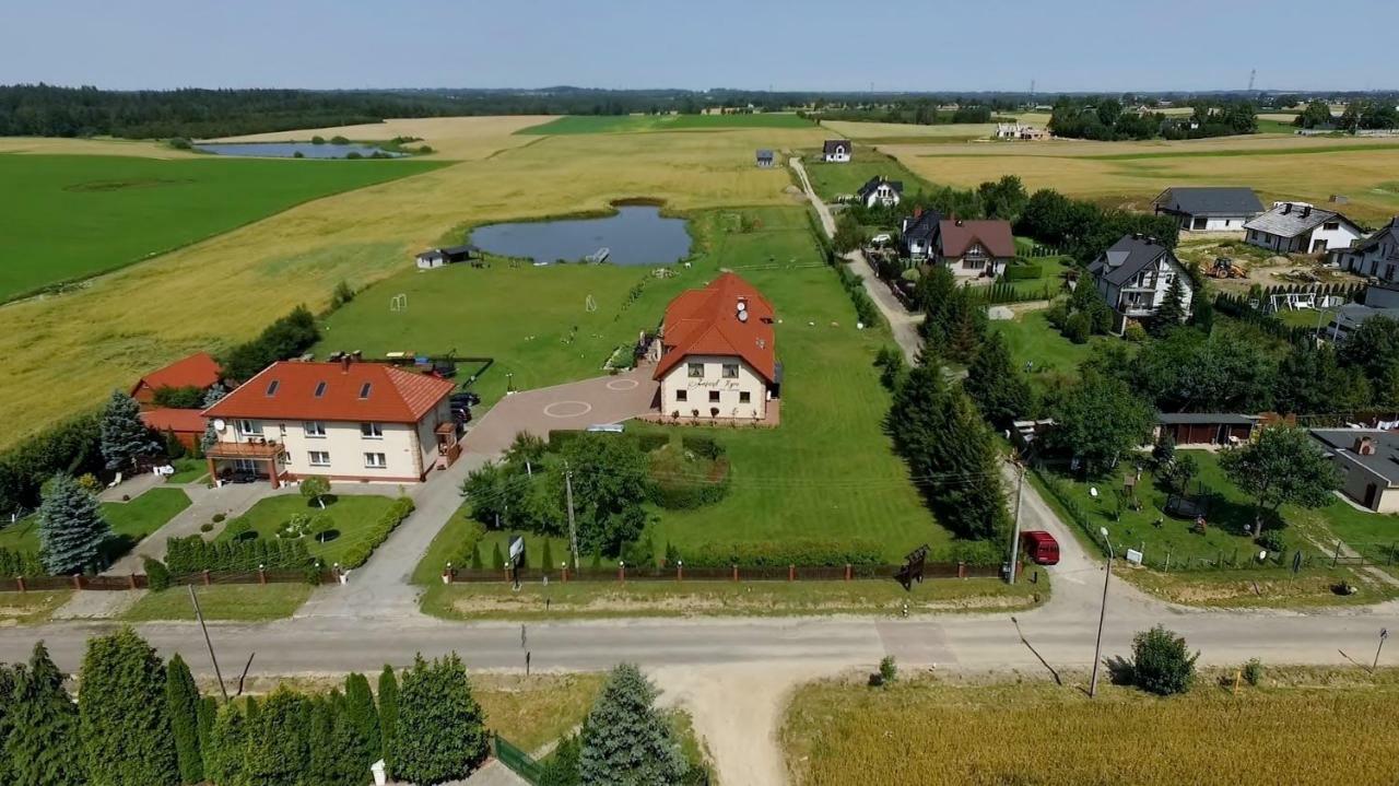 Villa Agro Nad Stawem à Żukowo Extérieur photo